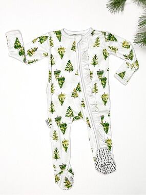 Joss + J Bamboo Christmas Sleeper 12-18M Ivory Tree Ruffle Footed Pajamas